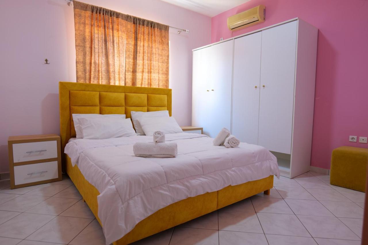 Eden Hotel Sarandë Buitenkant foto