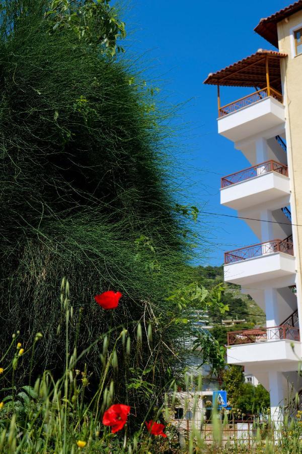 Eden Hotel Sarandë Buitenkant foto