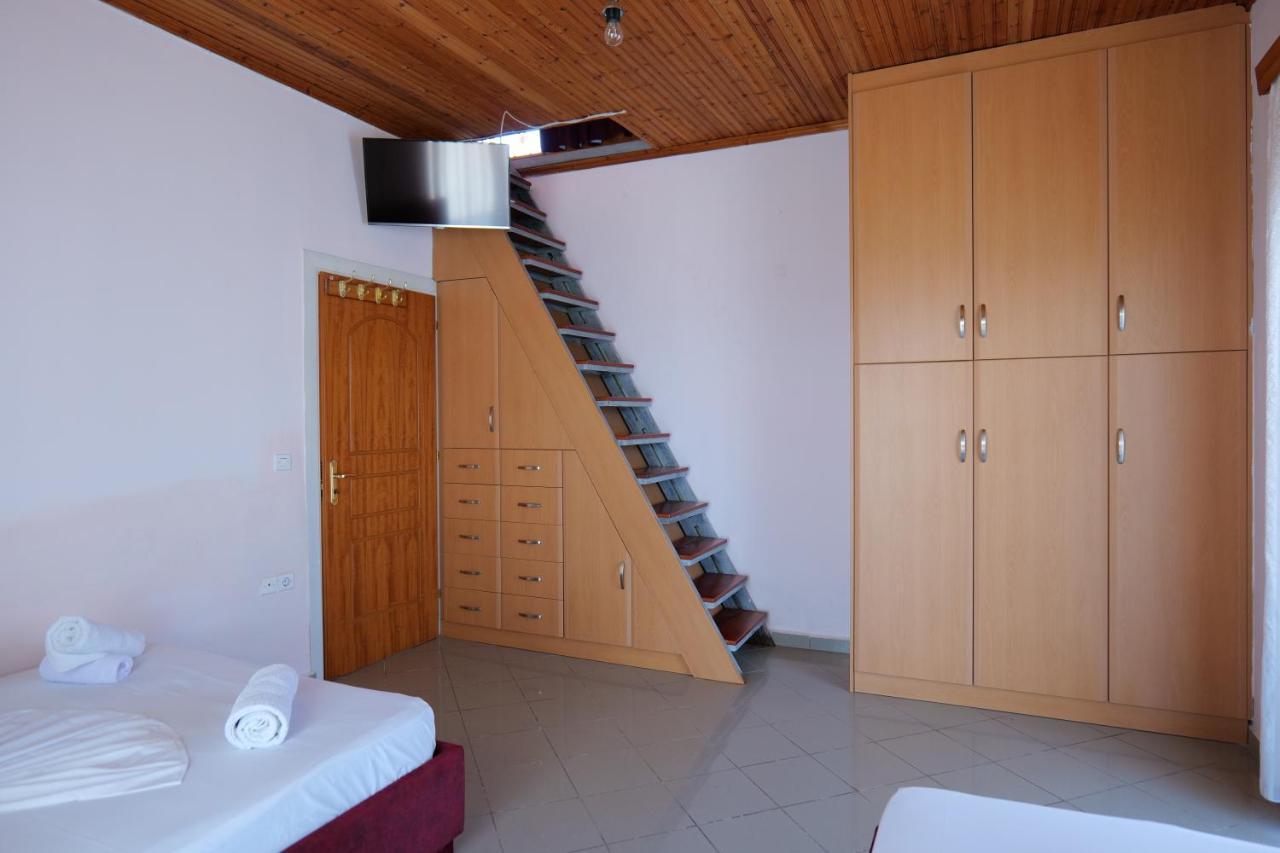 Eden Hotel Sarandë Buitenkant foto